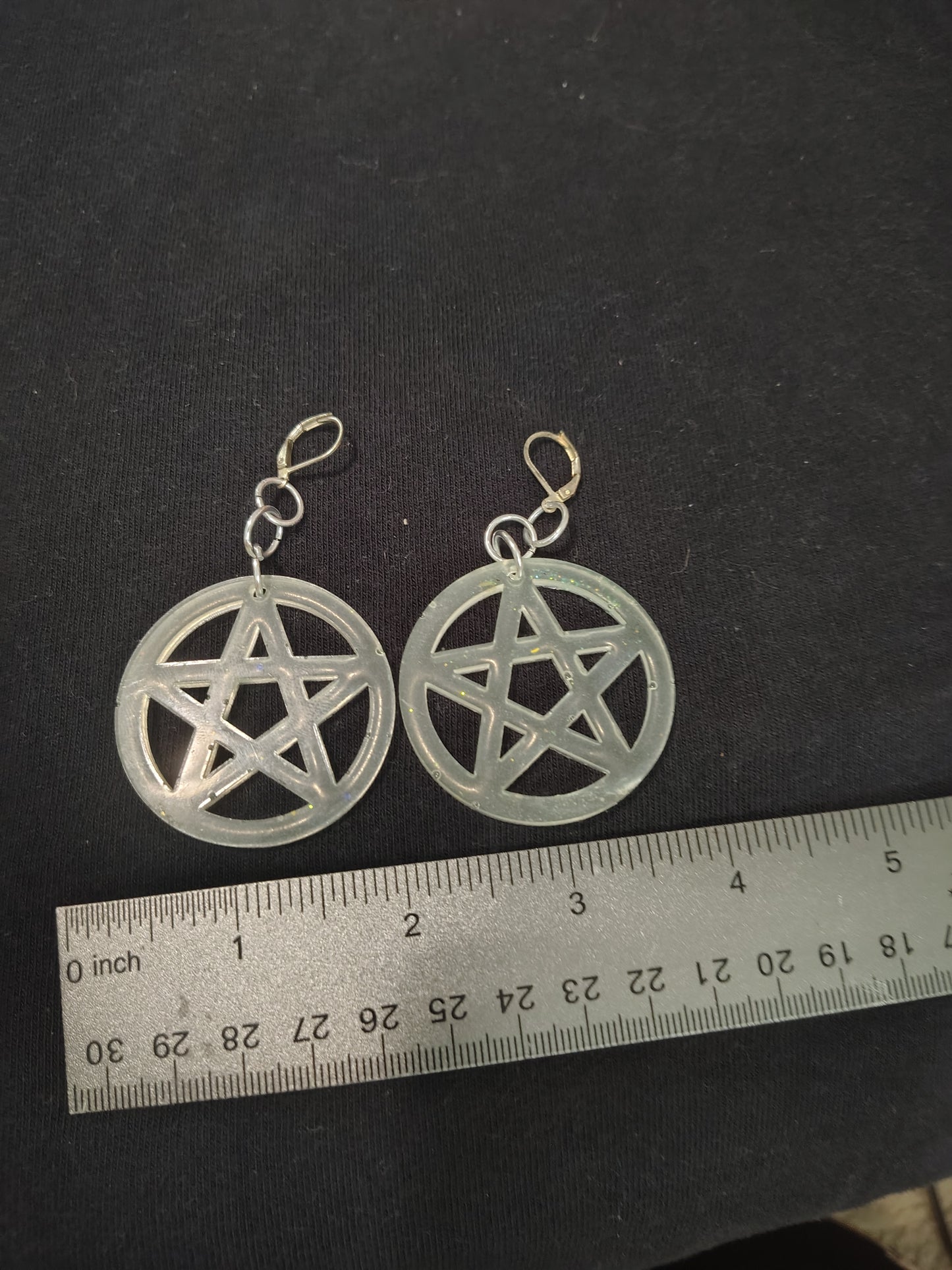 Pentagram earrings -C grade